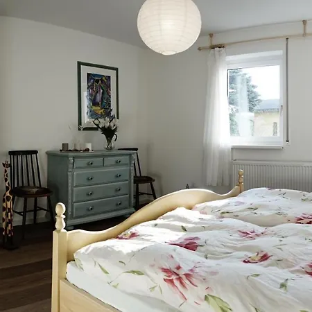 Ferienwohnung Mit Kamin Im Thuringer Wald Am Rennsteig - #124843 Appartement